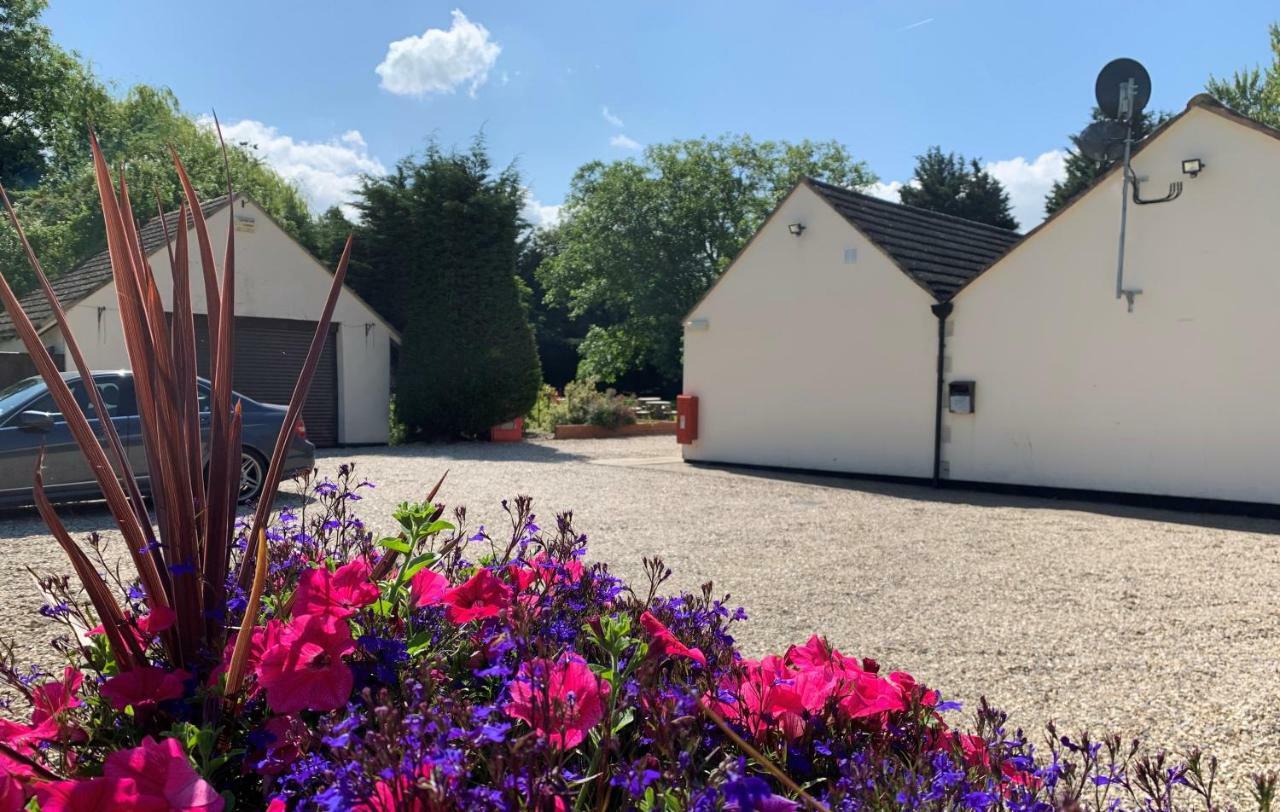 Hope Orchard Bed and Breakfast Cheltenham Exteriör bild